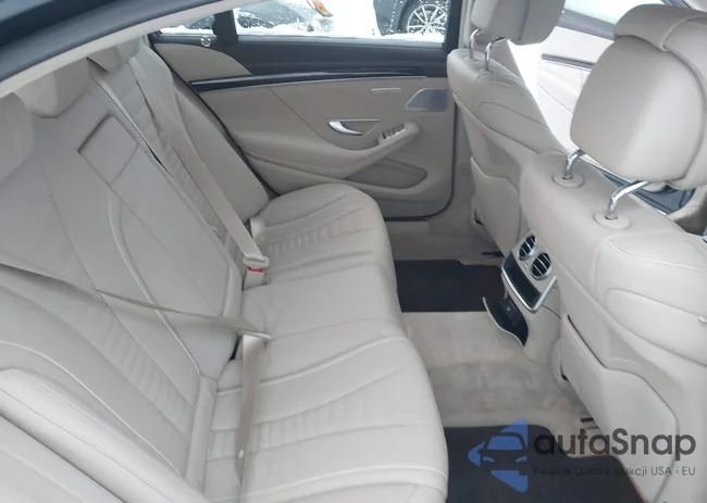 W1KUG8GB6LA555963: 44376460