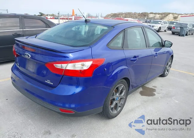 1FADP3F21EL137788: 44375539