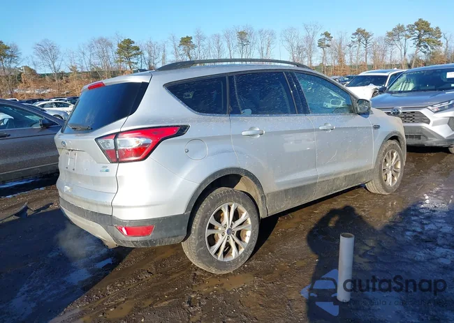 1FMCU9G94JUC41608: 44375578