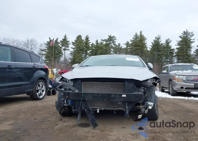 KMHD84LF3HU252441: 44375654