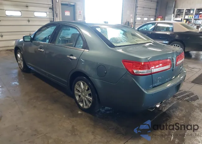 3LNHL2GC1BR752892: 44375662