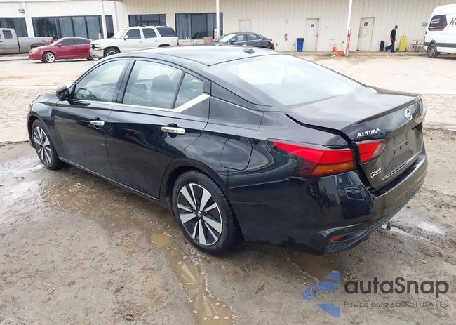 1N4BL4EV1KC177692: 44375758