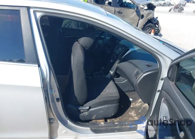 KMHD35LH0GU326158: 44375771