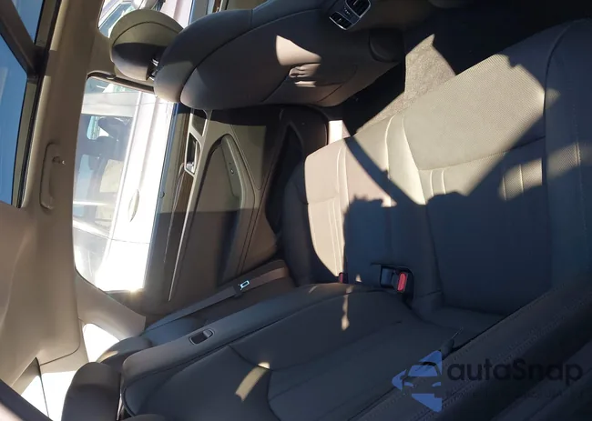 KMHGN4JE1FU069195: 44375886