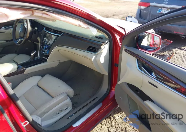 2G61W5S86E9132263: 44377059