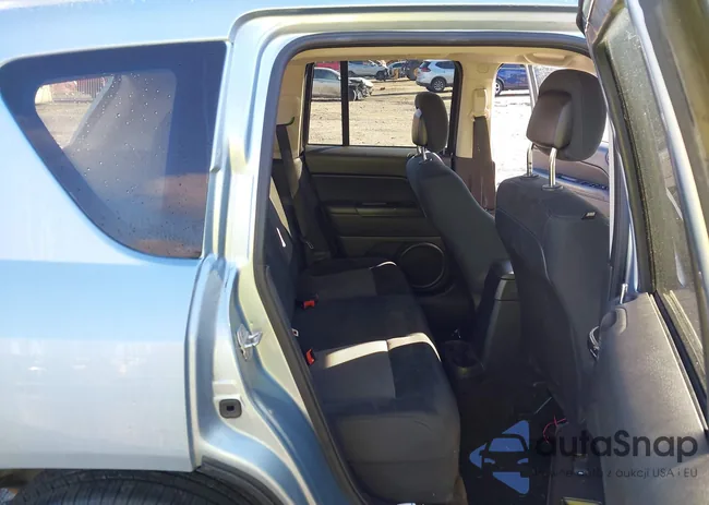 1C4NJDBB0ED529098: 44377097