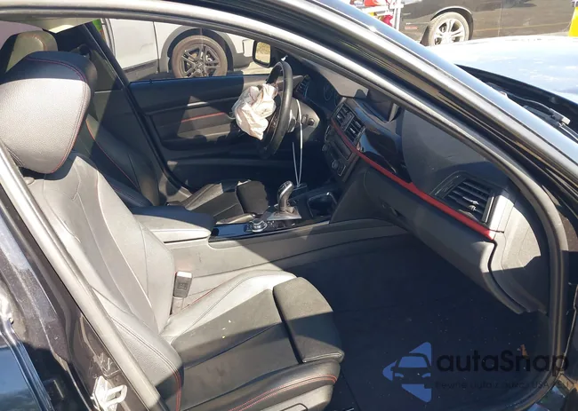 WBA3A9G50DNP35924: 44377128