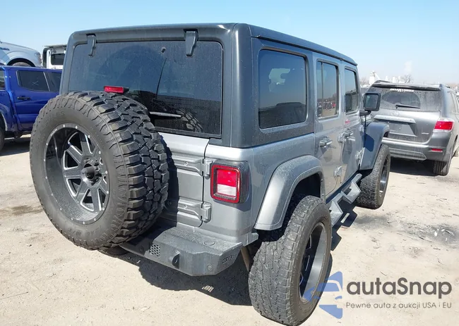 1C4HJXDG1KW585686: 44377398