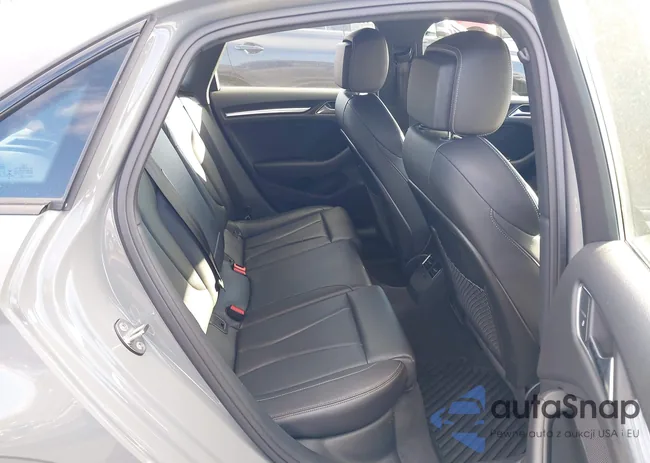 WAUBEGFF9LA105503: 44377406