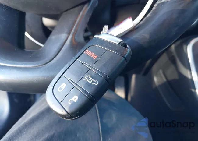 2C3CDZAG5NH132230: 44377412