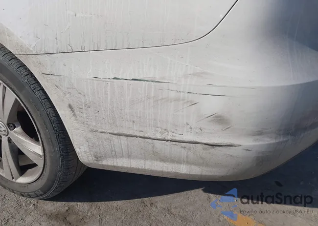 1VWBN7A32CC024277: 44377481