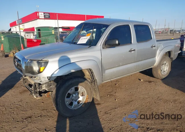 3TMJU62N28M069687: 44376495