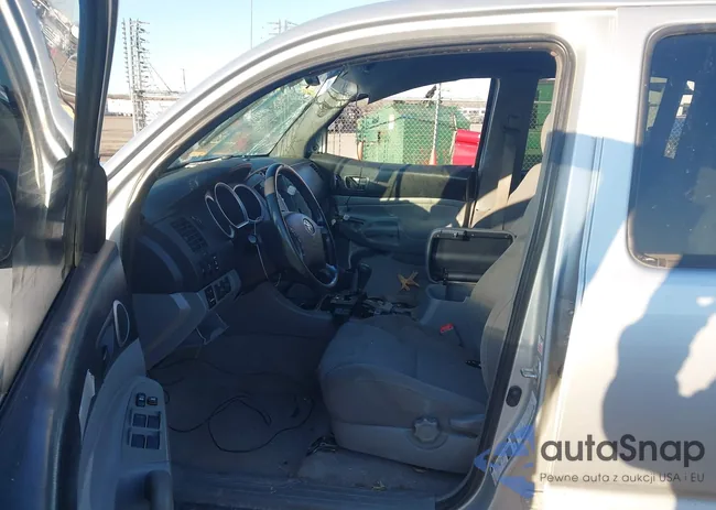 3TMJU62N28M069687: 44376495