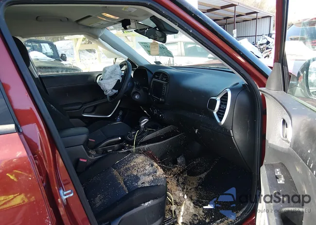 KNDJ23AU2P7860968: 44376689