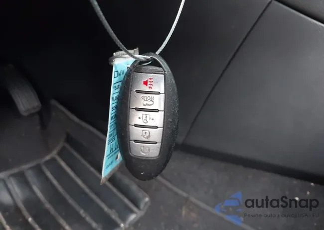 1N4AL3AP4JC111990: 44376720