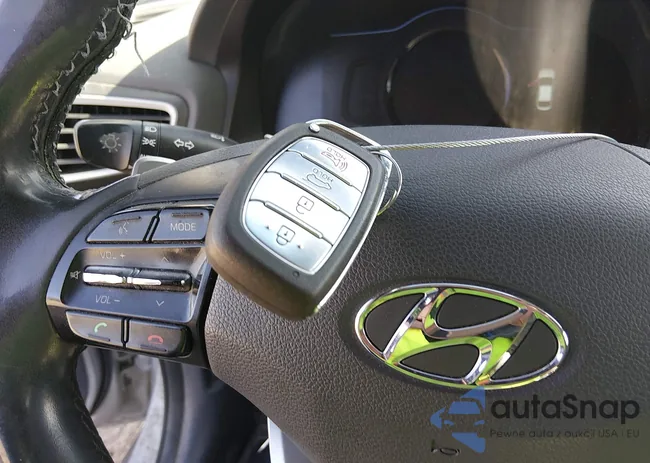 KMHC75LC7JU063906: 44376831