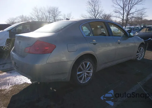 JNKCV61F99M350414: 44376848