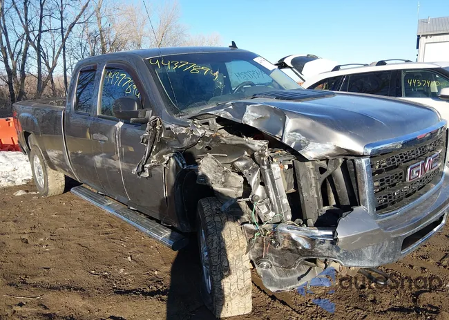 1GT220CG9CZ246847: 44377894