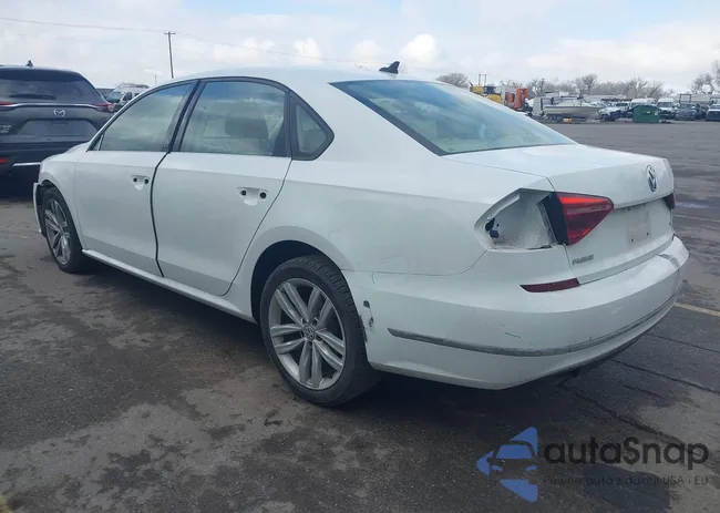 1VWLA7A33KC005980: 44377897