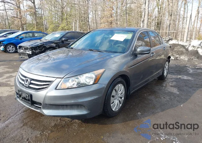 1HGCP2F3XCA246768: 44377898