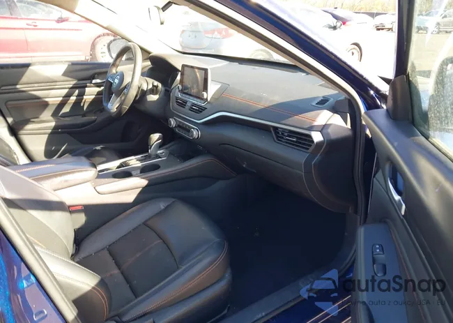 1N4BL4CV1MN358589: 44377902