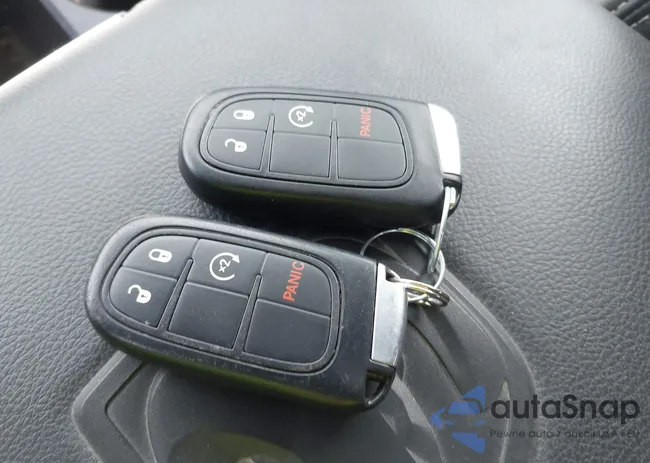 1C6RR7NT1FS586396: 44378194