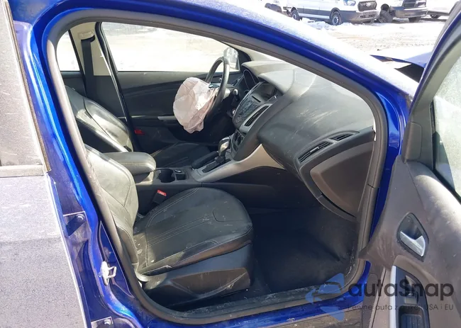 1FADP3F21EL205717: 44378204