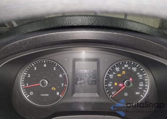 3VWD17AJ3EM238943: 44378219