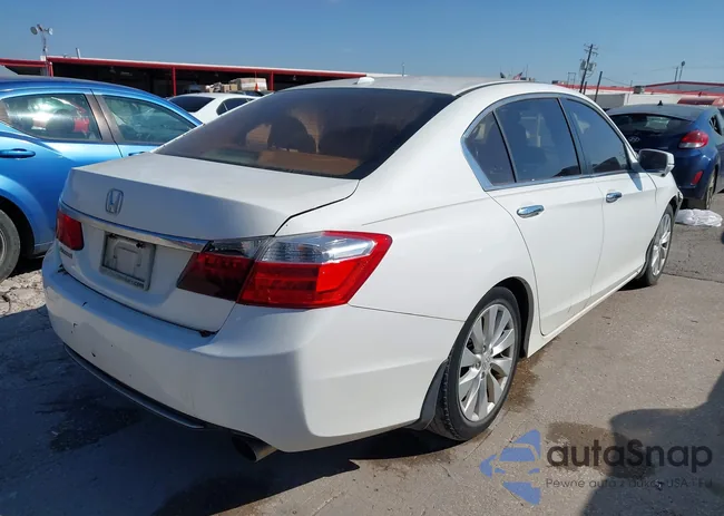 1HGCR2F87DA080393: 44378326