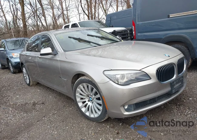 WBAKB8C50CC963246: 44378390