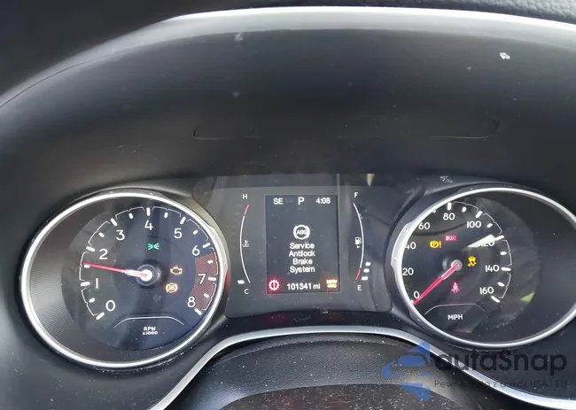 3C4NJDAB4KT670263: 44377494