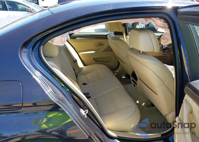 WBA5B1C52ED481248: 44377504