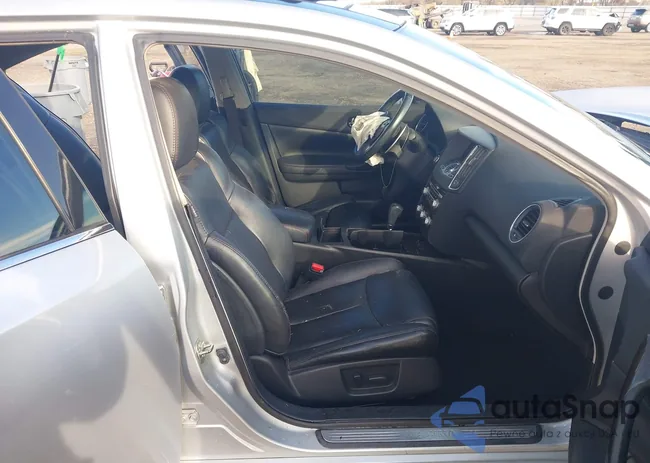 1N4AA5AP7CC859346: 44377514