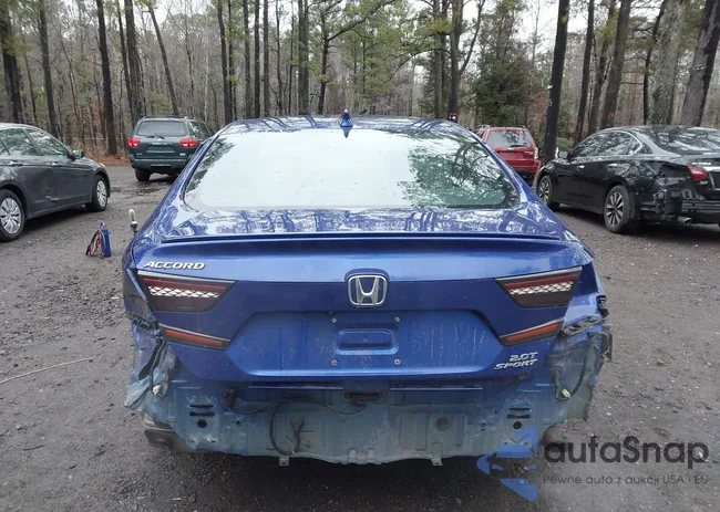 1HGCV2F33KA032886: 44377557