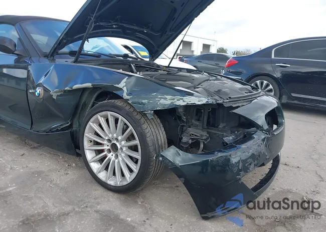 4USBU33527LW70996: 44377589