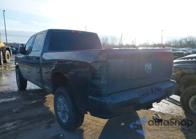 3C6UR5DL5PG628593: 44377617