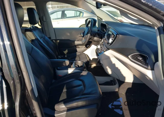 2C4RC1BG4LR106900: 44377620