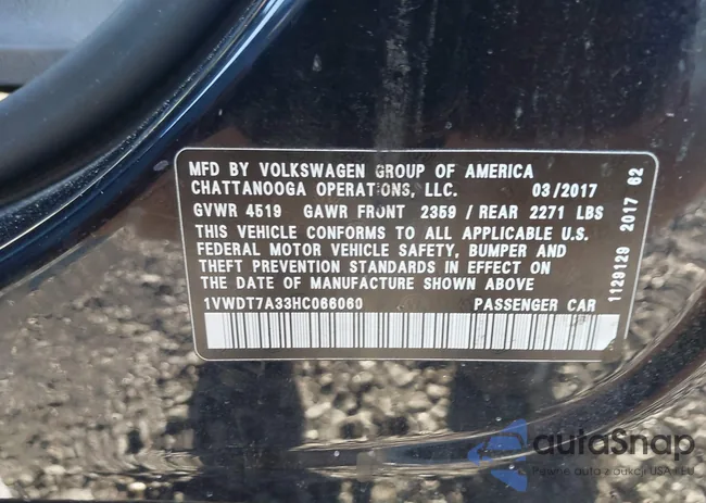 1VWDT7A33HC066060: 44377666