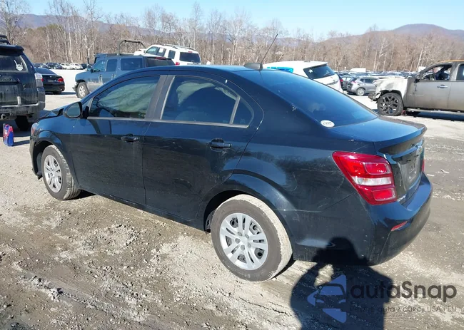 1G1JB5SB3K4134046: 44377770