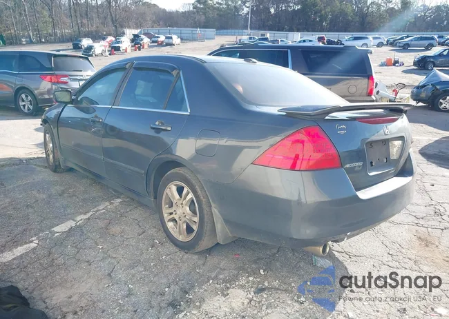 1HGCM66596A007170: 44377824