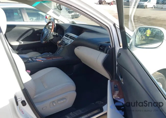 JTJBC1BA7B2037403: 44378931