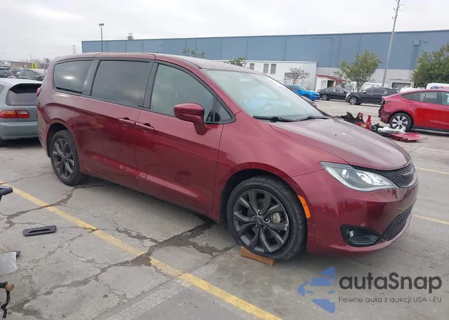 2C4RC1FG0JR204622: 44378932