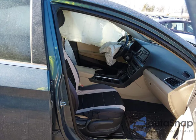 5NPE24AF7GH394975: 44378945