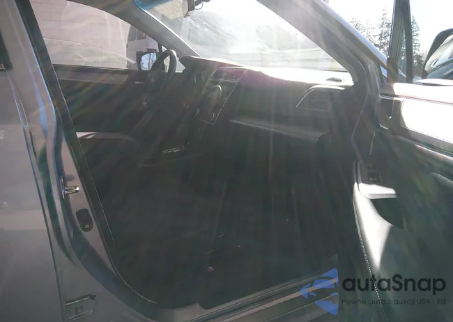 4S3BNAC60J3003738: 44378977