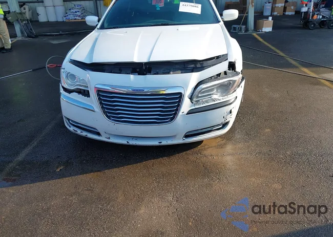 2C3CCAAG8EH119704: 44379086