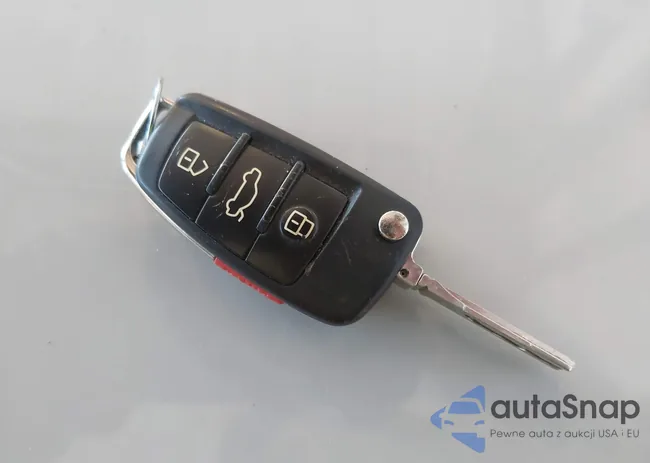 WAUE8GFF6G1005773: 44379090