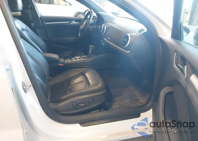 WAUE8GFF6G1005773: 44379090