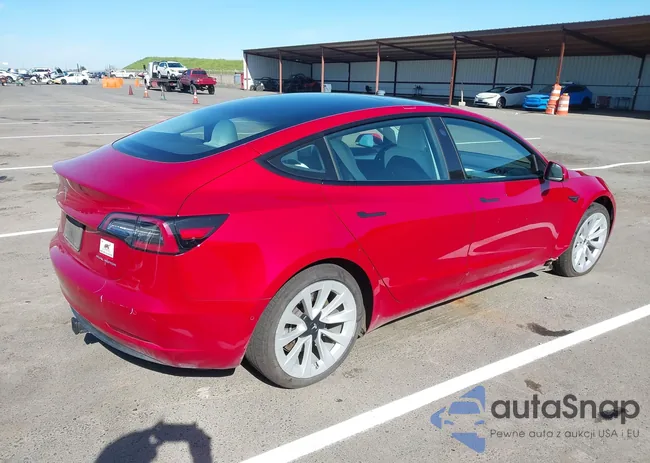 5YJ3E1EB9NF198780: 44379119