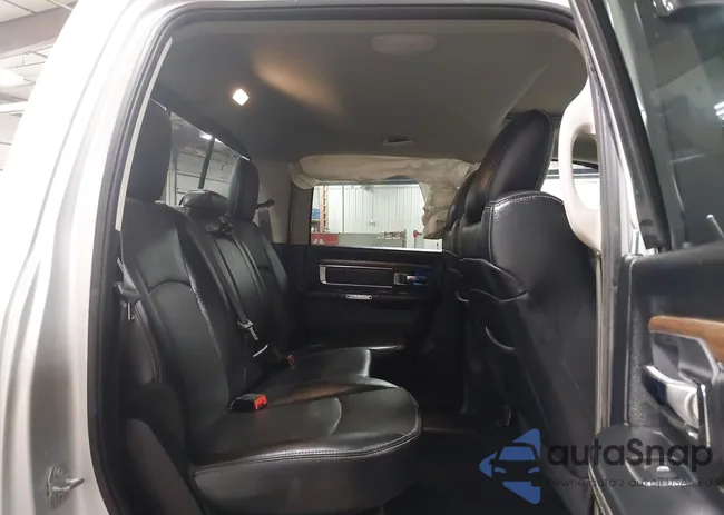 1C6RR7VT8HS789689: 44379126