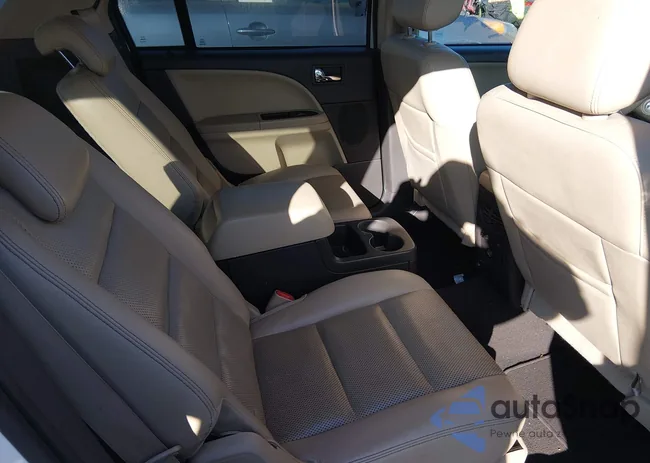 1FMDK03W18GA00647: 44379149